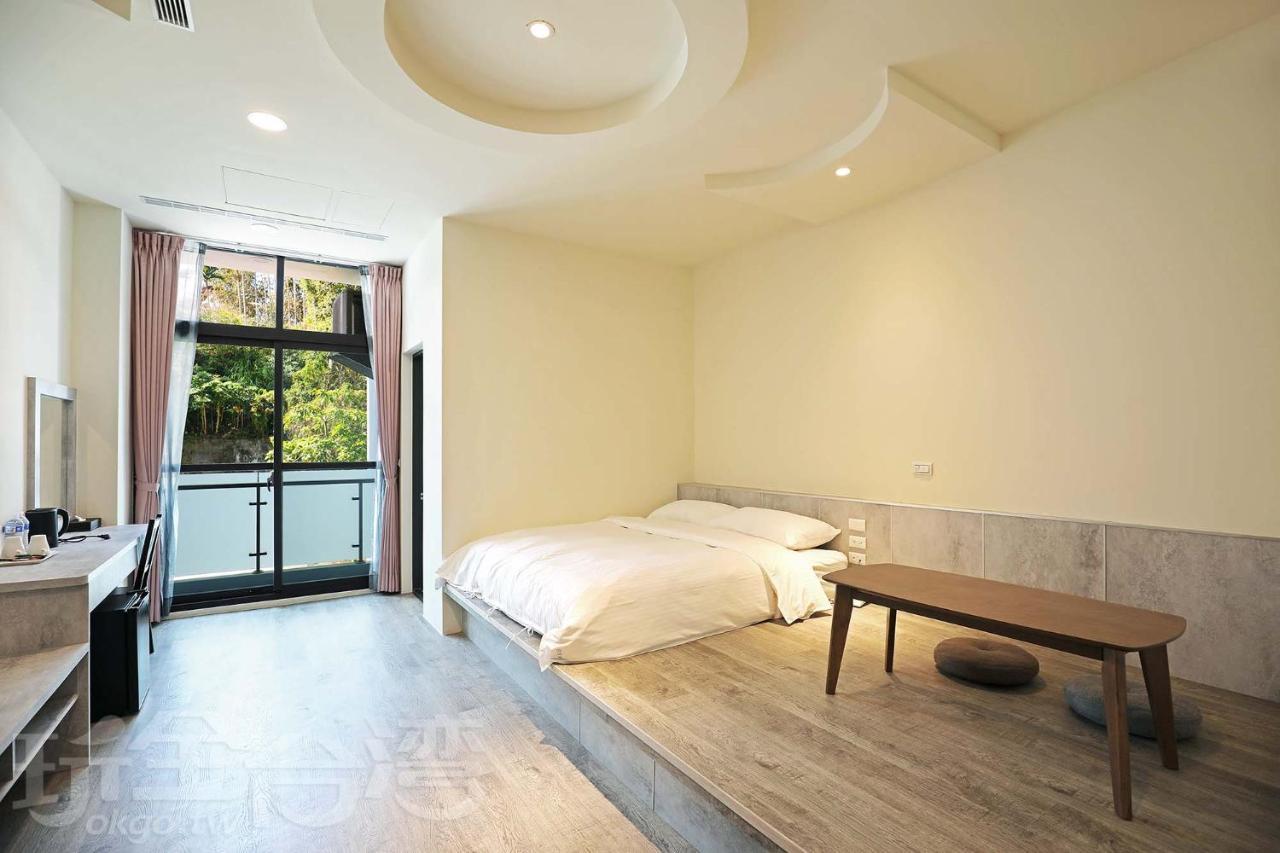 Riyuewan Homestay Yuchi Exterior foto